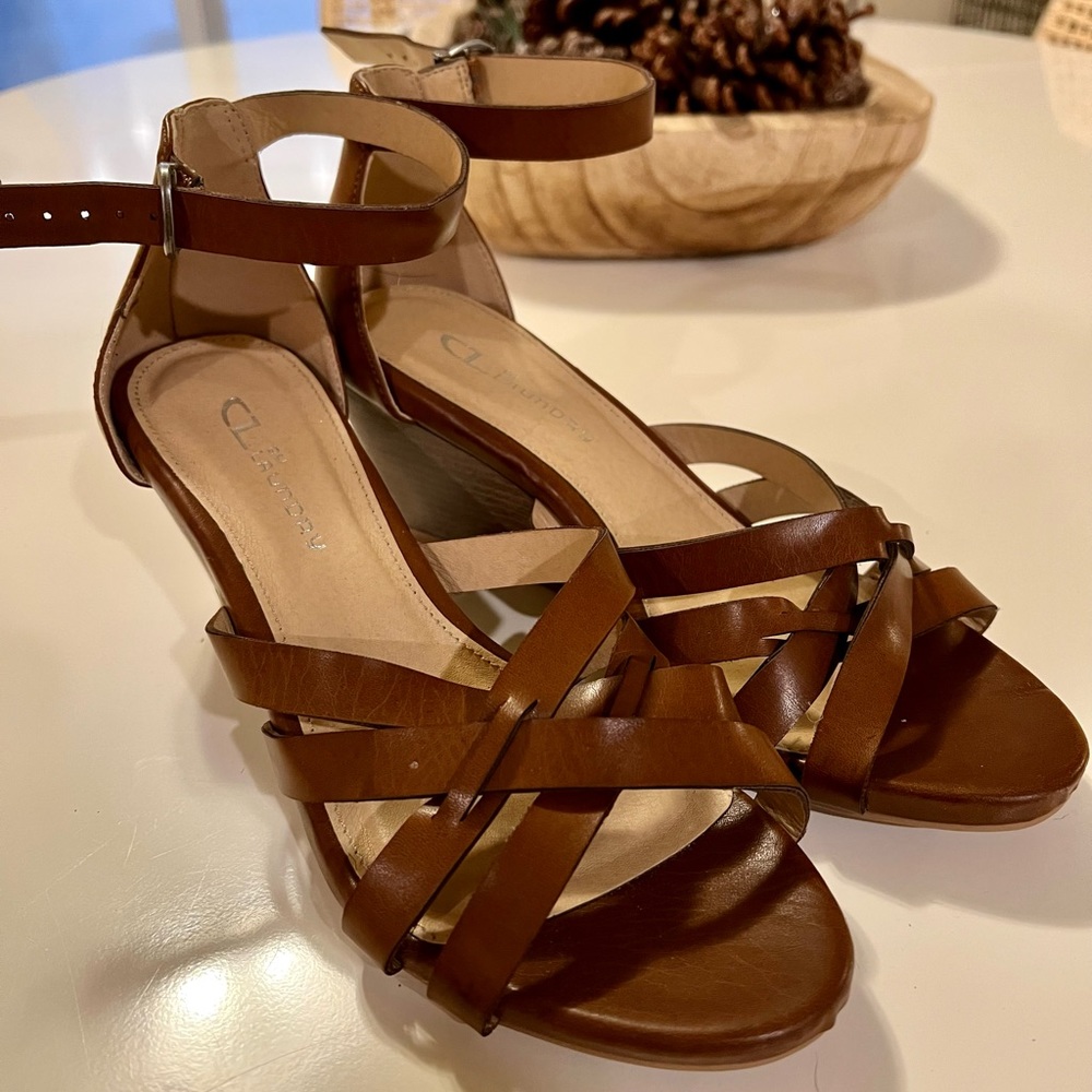 Brown Leather Strappy Sandals (size 8)